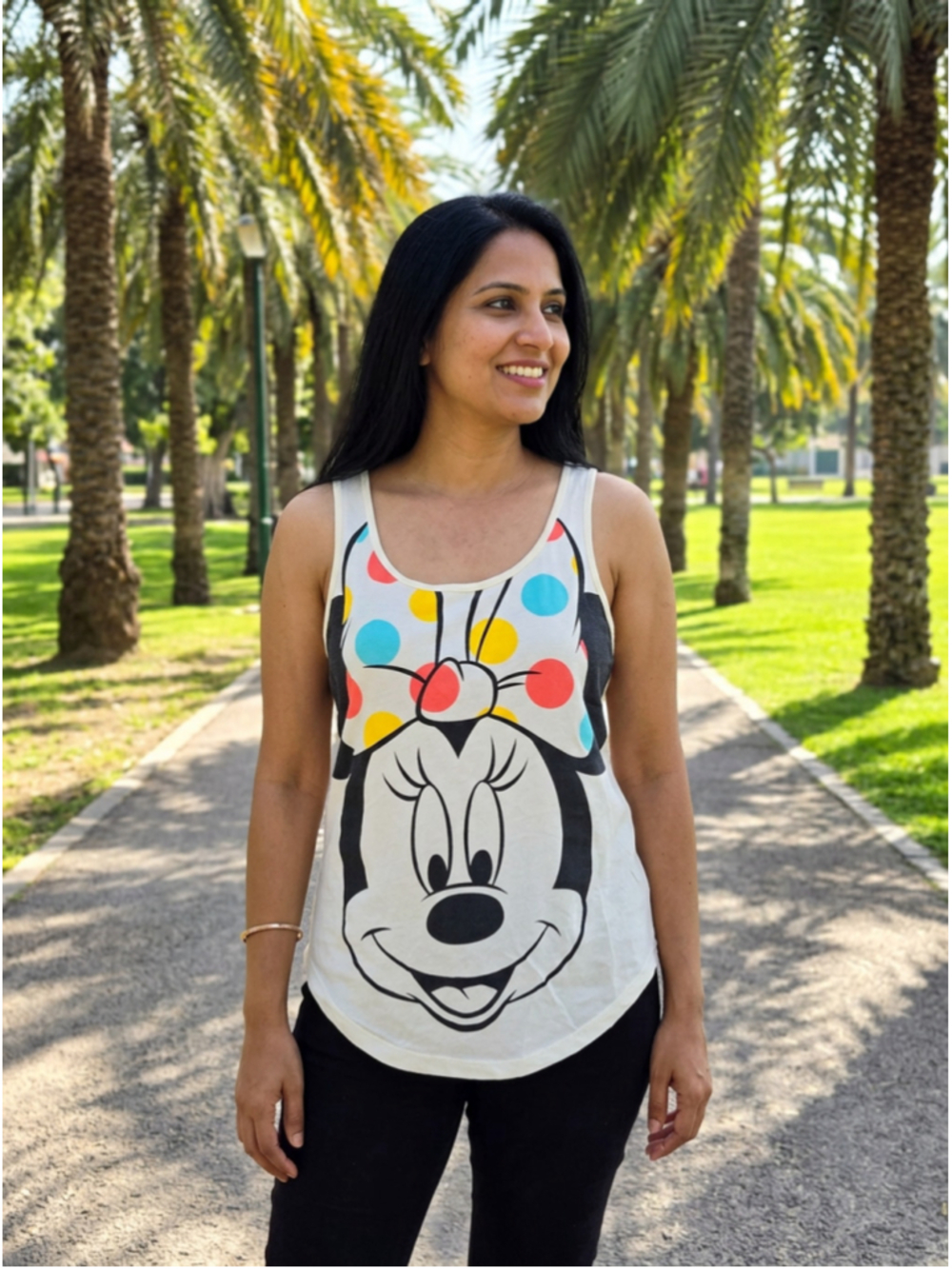 Disney Minnie Mouse Graphic Tank Top Polka Dot Bow Off White Medium Vacation